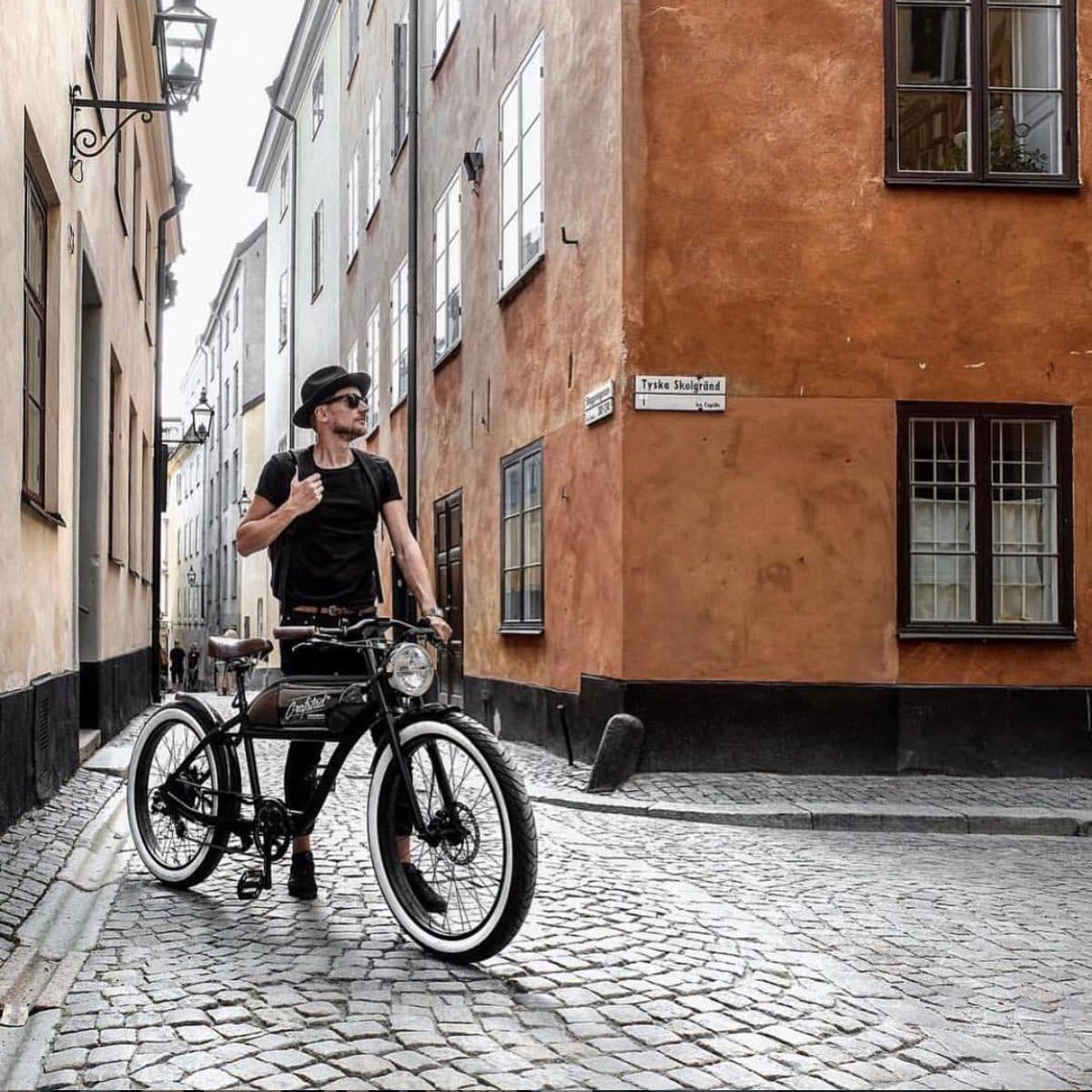 Michael Blast Greaser vintage electric bicycle — heritage detail